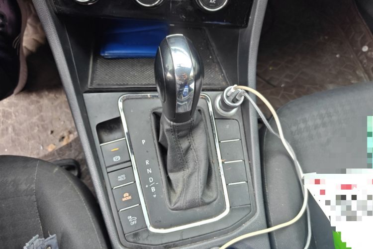 Used Volkswagen Bora Pure Electric 2020 Shan Model Gear Lever
