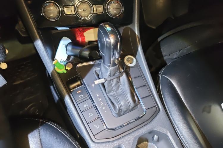 Used Volkswagen Bora Pure Electric 2020 Shan Model Gear Lever