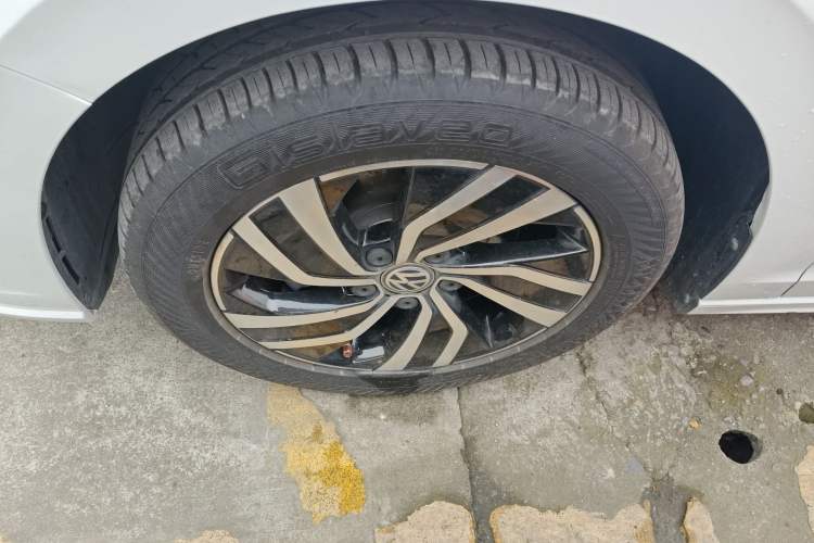Used Volkswagen Bora Pure Electric 2020 Shan Model Left Front Wheel Hub