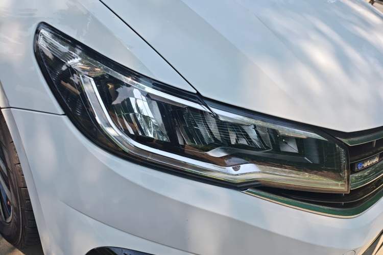 Used Volkswagen Bora Pure Electric 2020 Shan Model Right Front Headlight