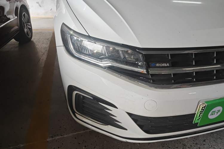 Used Volkswagen Bora Pure Electric 2020 Shan Model Right Front Headlight