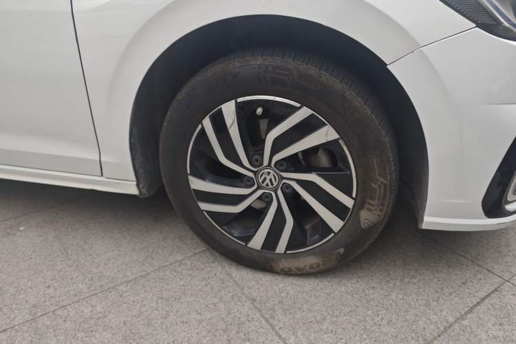 Used Volkswagen Bora Pure Electric 2020 Shan Pro Right Front Wheel Hub