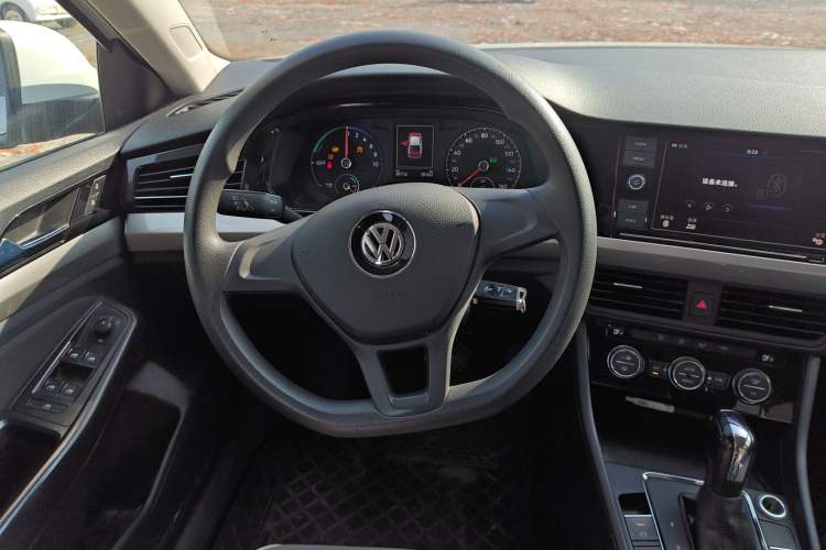 Used Volkswagen Bora Pure Electric 2020 Shan Model Steering Wheel