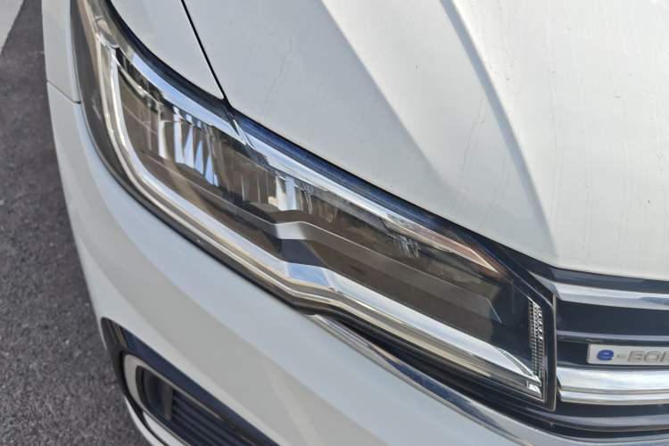 Used Volkswagen Bora Pure Electric 2021 Shang Model Right Front Headlight