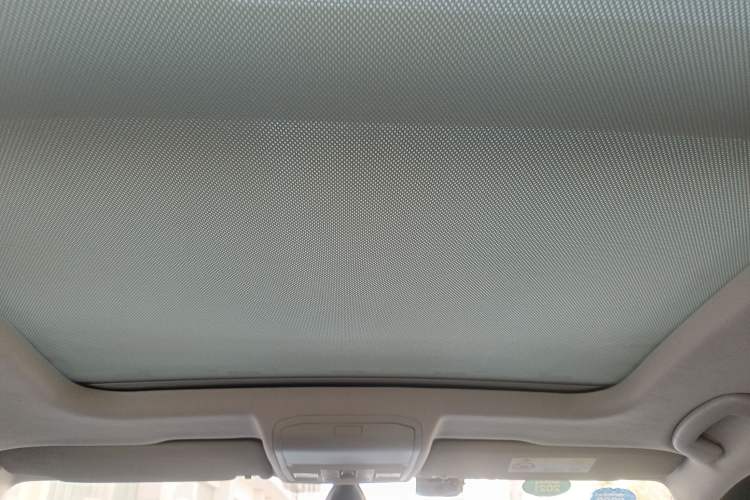 Used Volkswagen C-TREK 2017 1.6L Automatic Comfort Model Headliner