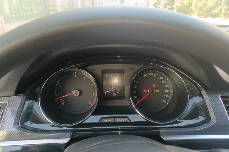 Used Volkswagen C-TREK 2017 1.6L Automatic Comfort Model Instrument Cluster