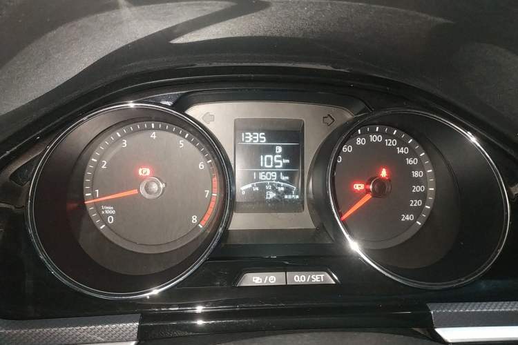 Used Volkswagen C-TREK 2018 230TSI Manual Comfort Version Instrument Cluster