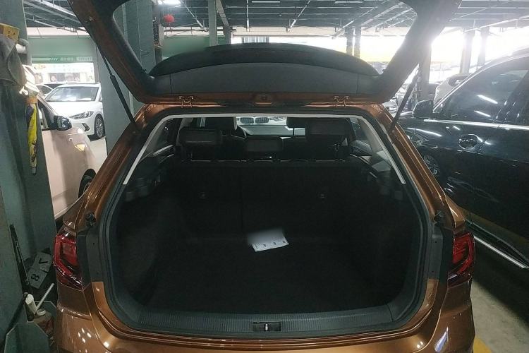 Used Volkswagen C-TREK 2018 230TSI Manual Comfort Version Trunk