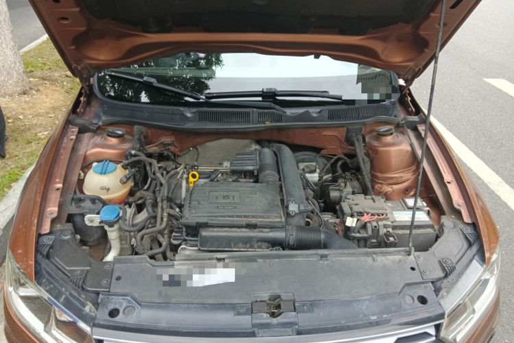 Used Volkswagen C-TREK 2017 230TSI DSG Comfort Version Engine Bay