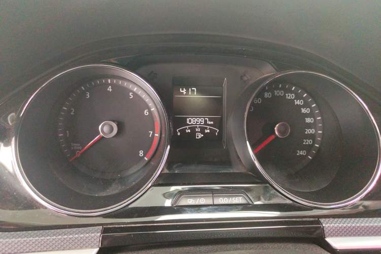 Used Volkswagen C-TREK 2017 1.6L Automatic Comfort Model Odometer Close Up