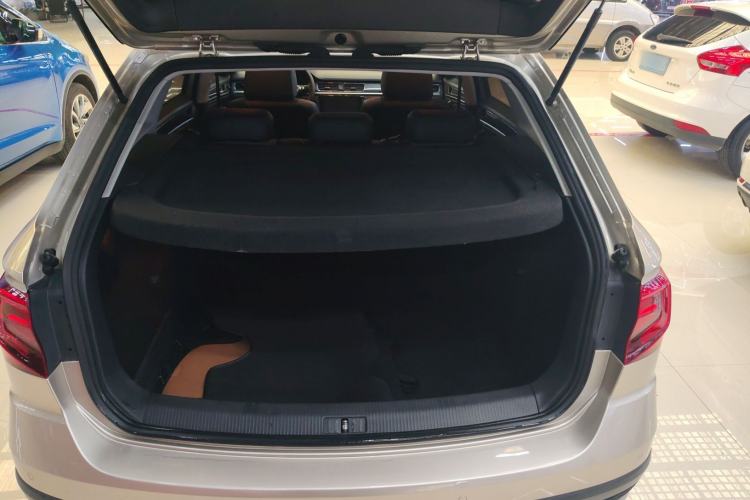 Used Volkswagen C-TREK 2018 1.5L Automatic Comfort Model Trunk