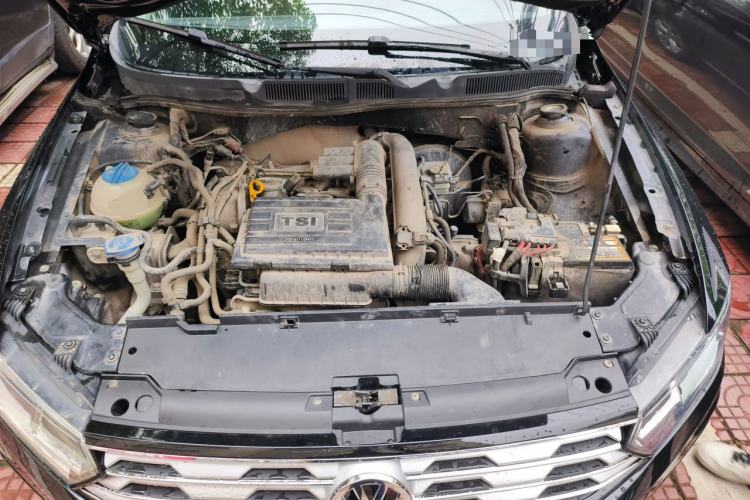 Used Volkswagen C-TREK 2017 230TSI DSG Comfort Version Engine Bay