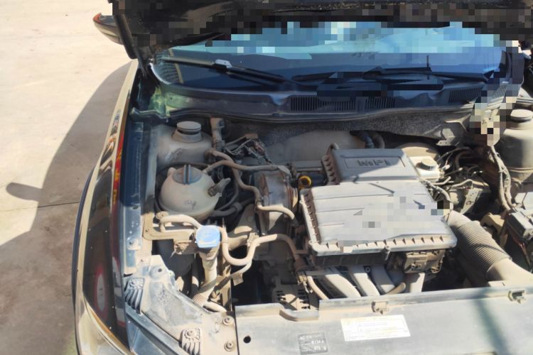 Used Volkswagen C-TREK 2017 1.6L Manual Comfort Model Engine Bay Right