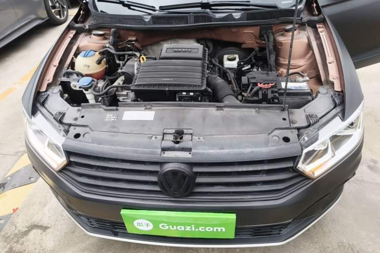 Used Volkswagen C-TREK 2017 1.6L Automatic Comfort Model Engine Bay