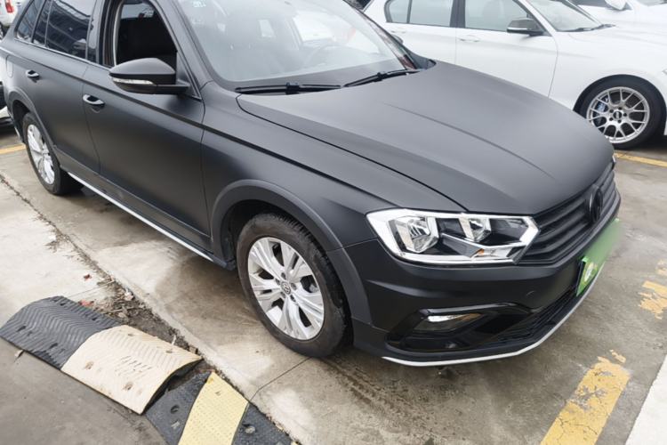 Used Volkswagen C-TREK 2017 1.6L Automatic Comfort Model Exterior 1