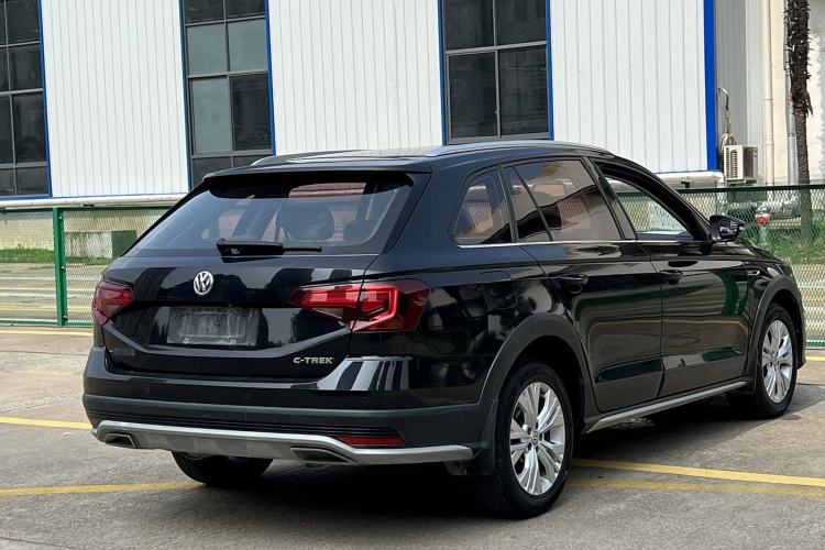 Used Volkswagen C-TREK 2017 1.6L Automatic Comfort Model Exterior 6