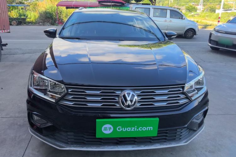 Used Volkswagen C-TREK 2017 1.6L Automatic Comfort Model Front