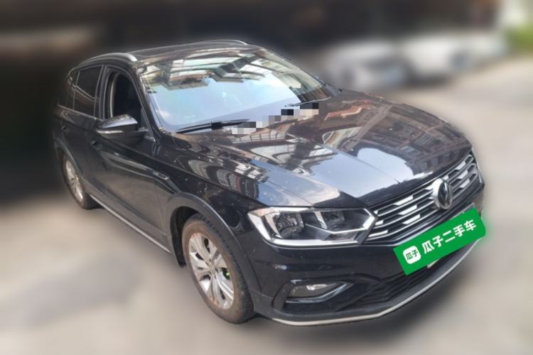 Used Volkswagen C-TREK 2017 1.6L Automatic Comfort Model Front Right 45 Deg