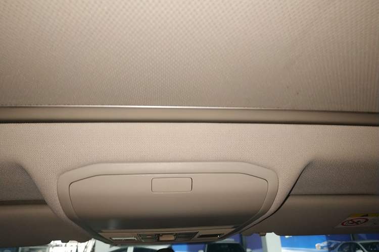 Used Volkswagen C-TREK 2017 230TSI DSG Comfort Version Headliner