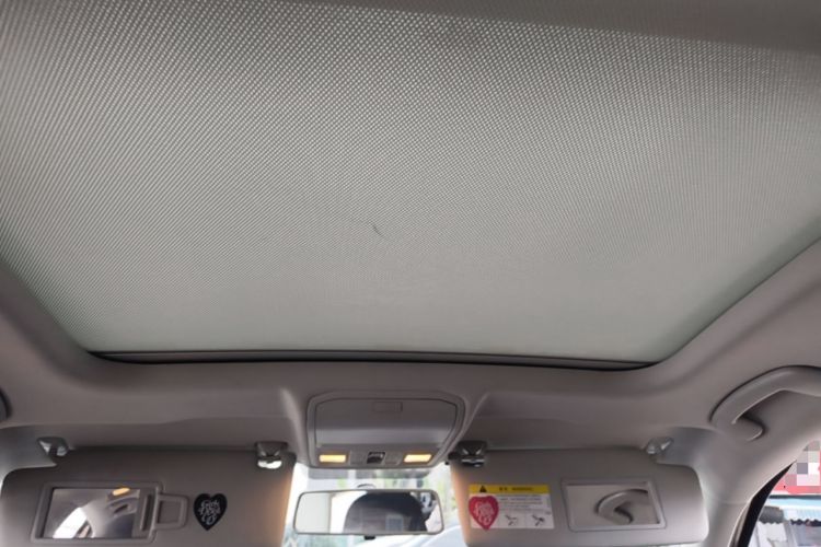 Used Volkswagen C-TREK 2017 1.6L Automatic Comfort Model Headliner