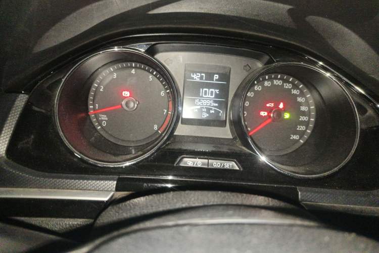 Used Volkswagen C-TREK 2017 1.6L Automatic Comfort Model Instrument Cluster