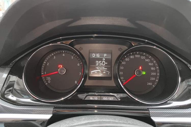 Used Volkswagen C-TREK 2017 1.6L Automatic Comfort Model Instrument Cluster