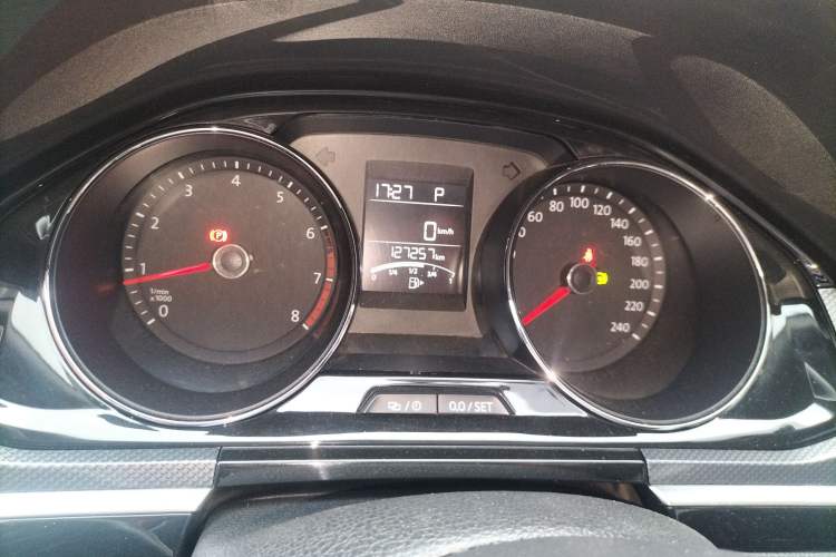Used Volkswagen C-TREK 2017 1.6L Automatic Comfort Model Instrument Cluster