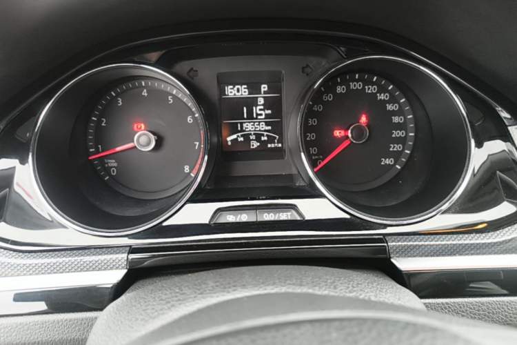 Used Volkswagen C-TREK 2017 1.6L Automatic Comfort Model Instrument Cluster