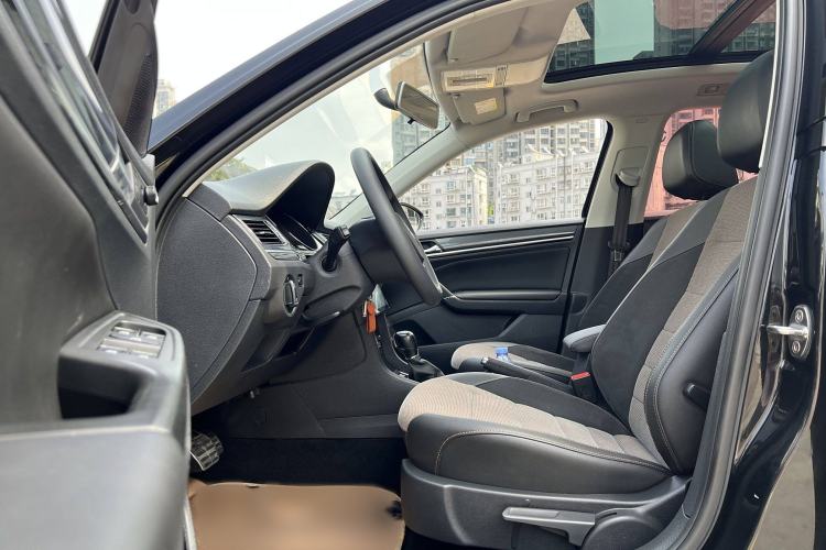 Used Volkswagen C-TREK 2017 1.6L Automatic Comfort Model Interior 3
