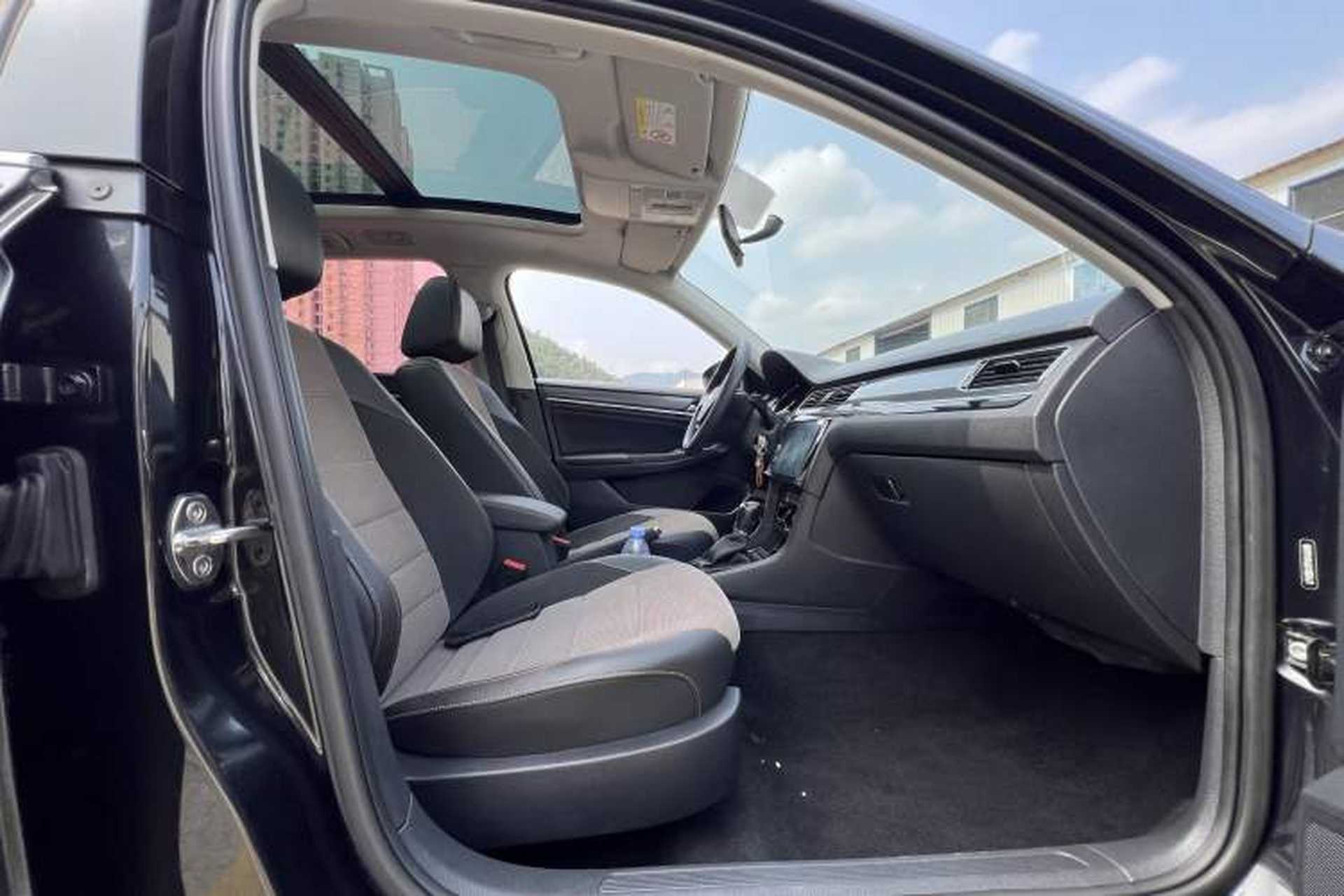 Used Volkswagen C-TREK 2017 1.6L Automatic Comfort Model Interior 7