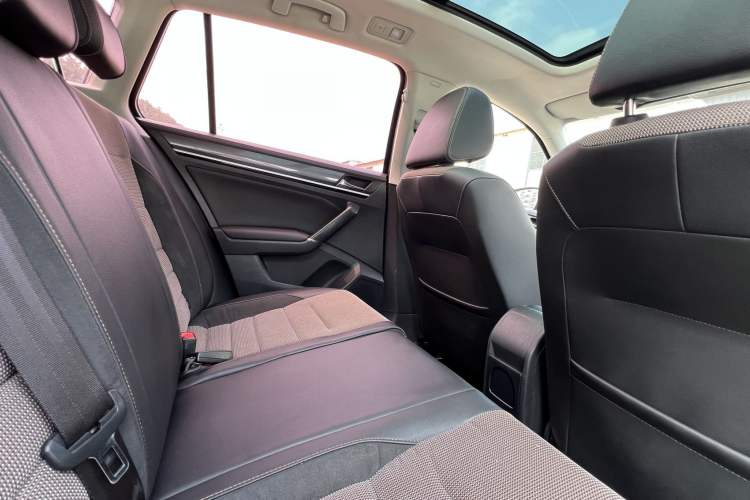 Used Volkswagen C-TREK 2017 1.6L Automatic Comfort Model Interior 8