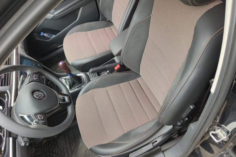 Used Volkswagen C-TREK 2017 1.6L Manual Comfort Model Left Front Seat