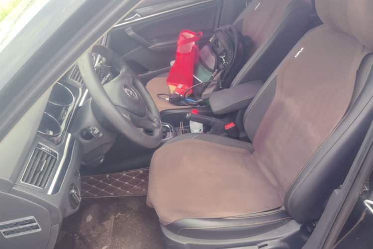 Used Volkswagen C-TREK 2017 230TSI DSG Comfort Version Left Front Seat