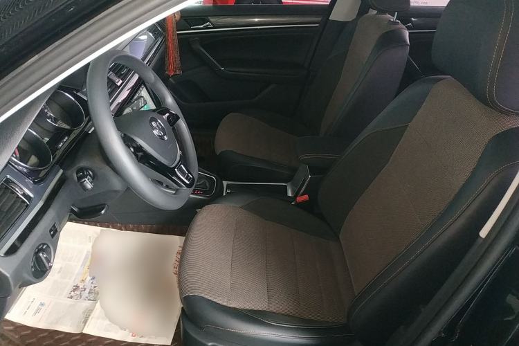 Used Volkswagen C-TREK 2017 230TSI DSG Comfort Version Left Front Seat