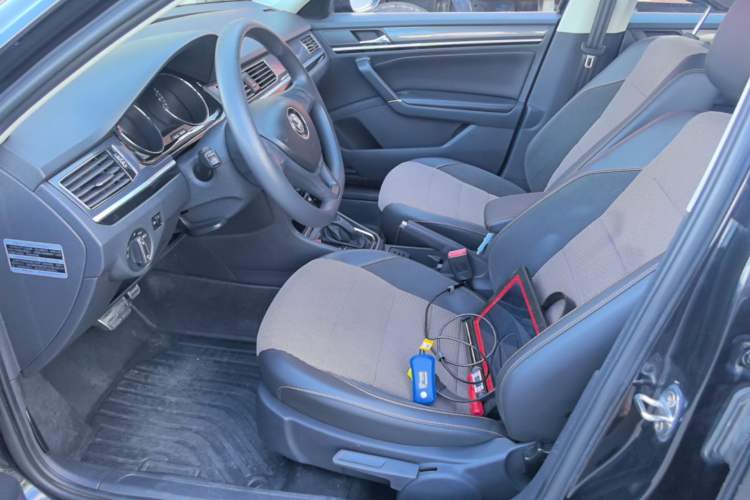 Used Volkswagen C-TREK 2017 1.6L Automatic Comfort Model Left Front Seat