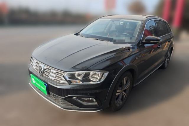 Used Volkswagen C-TREK 2017 1.6L Automatic Luxury Model