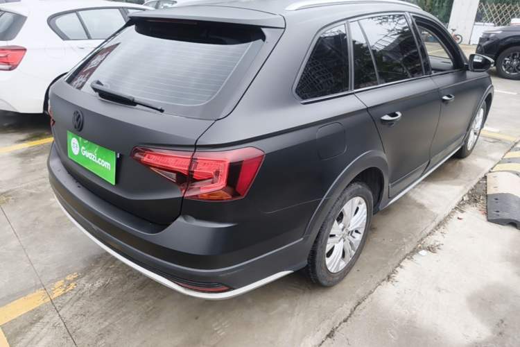 Used Volkswagen C-TREK 2017 1.6L Automatic Comfort Model Rear Right 45 Deg