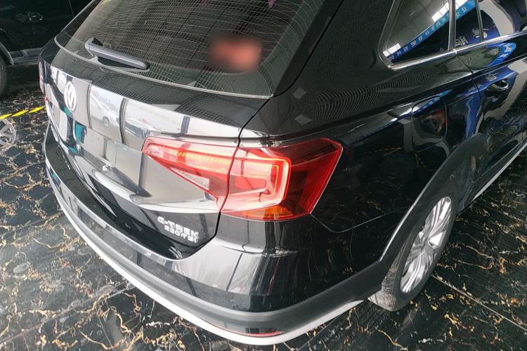 Used Volkswagen C-TREK 2017 230TSI DSG Comfort Version Right Rear Taillight