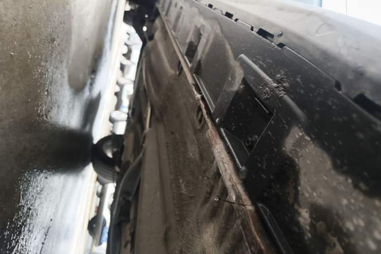 Used Volkswagen C-TREK 2017 1.6L Automatic Comfort Model Right Side Sill