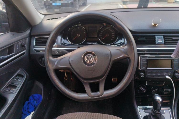 Used Volkswagen C-TREK 2017 230TSI DSG Comfort Version Steering Wheel