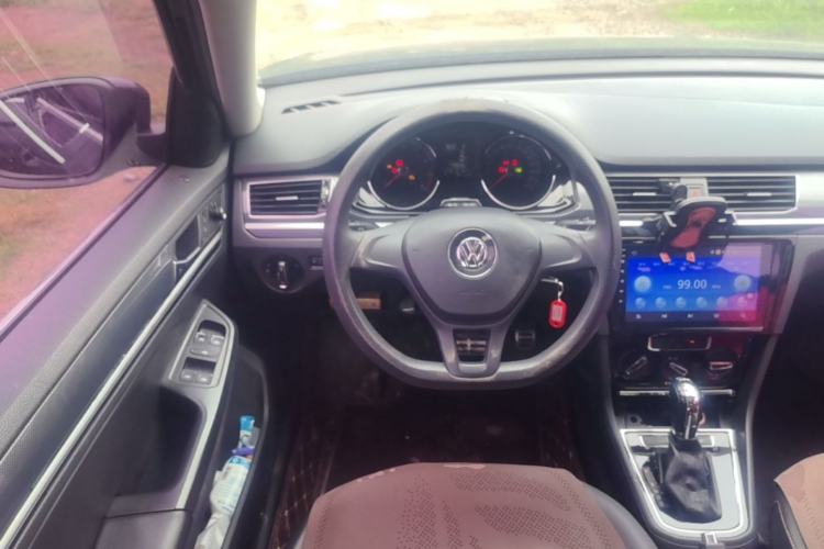 Used Volkswagen C-TREK 2017 230TSI DSG Comfort Version Steering Wheel