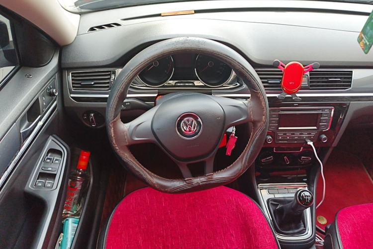 Used Volkswagen C-TREK 2017 1.6L Manual Comfort Model Steering Wheel