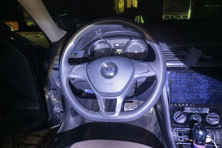 Used Volkswagen C-TREK 2017 1.6L Automatic Comfort Model Steering Wheel
