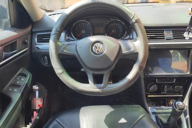 Used Volkswagen C-TREK 2017 1.6L Manual Comfort Model Steering Wheel