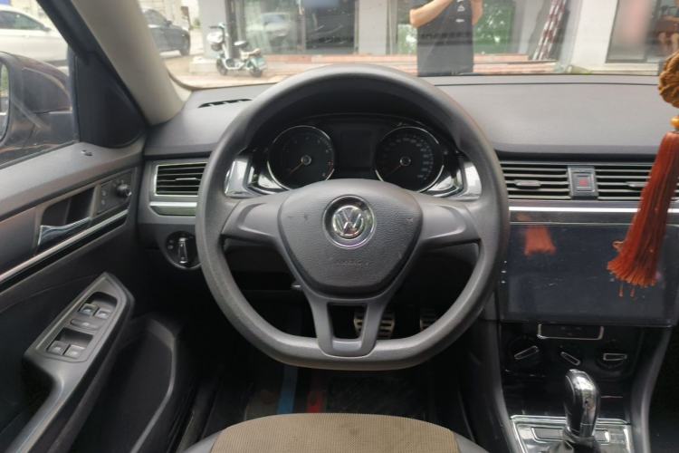 Used Volkswagen C-TREK 2017 230TSI DSG Comfort Version Steering Wheel