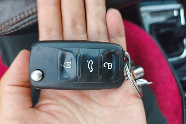 Used Volkswagen C-TREK 2017 1.6L Manual Comfort Model Vehicle Key