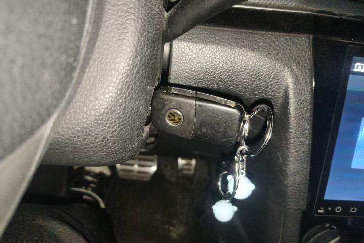 Used Volkswagen C-TREK 2017 1.6L Automatic Comfort Model Vehicle Key
