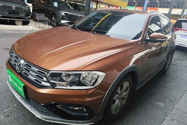 Used Volkswagen C-TREK 2017 230TSI DSG Comfort Version