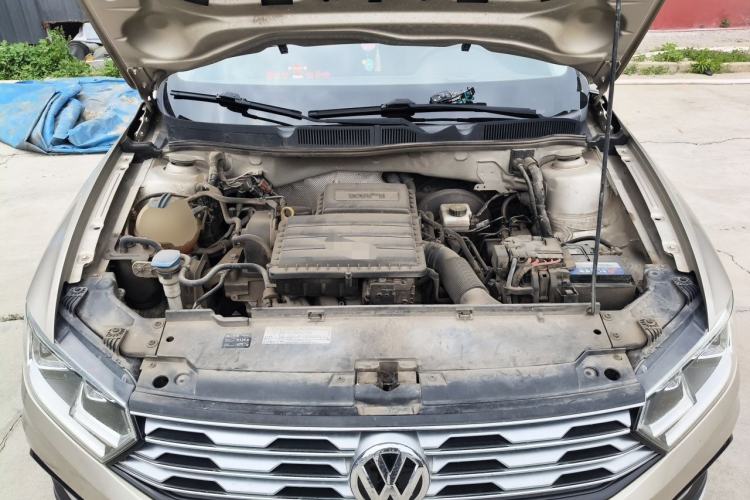 Used Volkswagen C-TREK 2017 1.6L Automatic Comfort Model Engine Bay