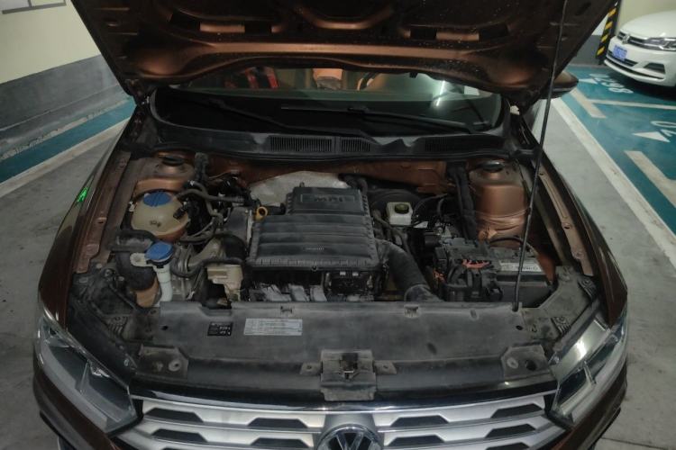 Used Volkswagen C-TREK 2017 1.6L Automatic Comfort Model Engine Bay